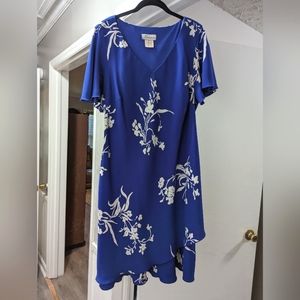 Dressbarn Woman 16W Blue and White Dress